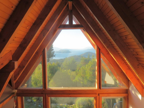 Imagen 9 de 30 de Casa En Venta En Bariloche, Con Vista Al Lago