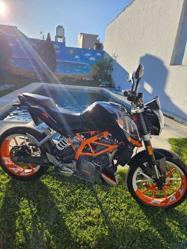 Imagen 11 de 24 de Ktm Duke 390