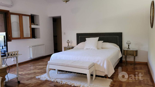 Imagen 8 de 29 de Venta Casa En Lomas De La Carolina Con 4 Dormitorios Y 5 Baños, Impecable!!!