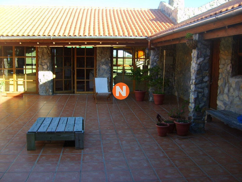 Imagen 1 de 14 de Hermosa Casa En Venta - Punta Del Este - Punta Del Este 