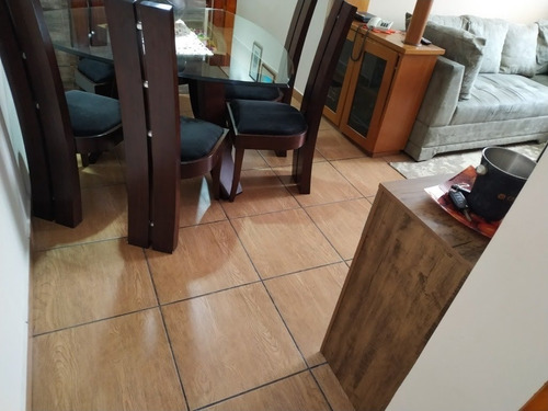 Apartamento Para Venda, 2 Dormitório(s) - 77