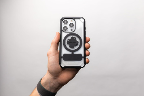 Capa Rokform Crystal Series Magnetic Clear Para iPhone 15 Pr