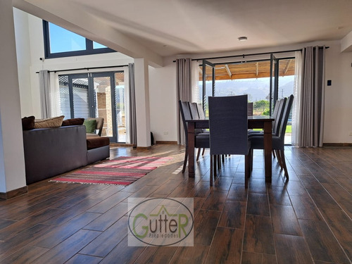 Se Vende Propiedad En Exclusivo Sector De Tunquén, Algarrobo