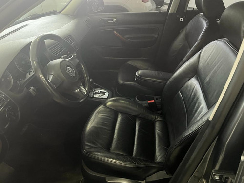 Volkswagen Bora 1.8 Highline T Tiptronic Cuero 1°dueño