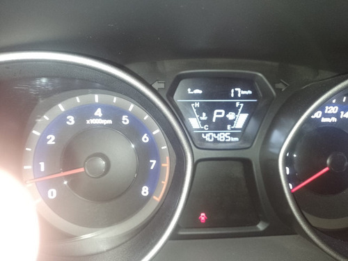 Hyundai Elantra 1.8 Gls Premium At