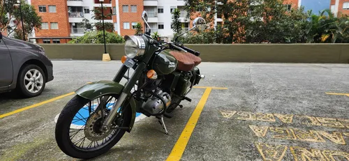 Royal Enfield Classic 500