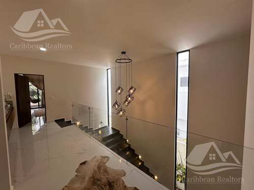 Casa En Venta En Lagos Del Sol Cancun