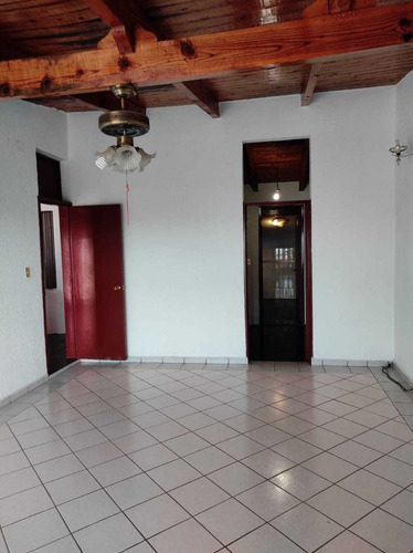Imagen 14 de 14 de Casa En Venta En Tejeda 4 Rec 3 Est Oportunidad