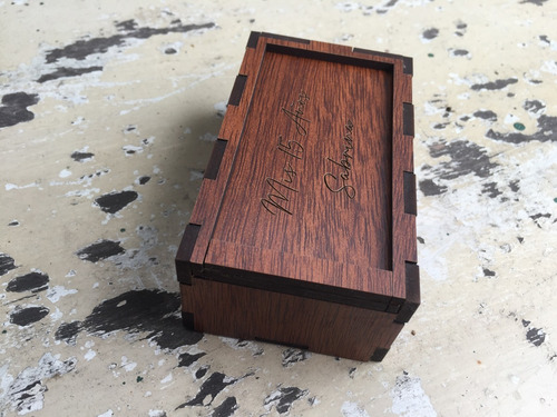 Imagen 9 de 10 de Caja Porta Pendrive Con Logo Personalizado Estuche Pen Drive