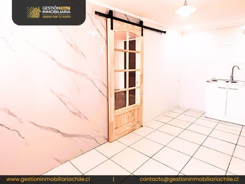 Imperdible! Casa Renovada En Arriendo A Pasos Metro El Sol