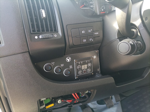 Imagen 16 de 18 de Citroën Jumper Minibus 17+1 - Avec Citroën
