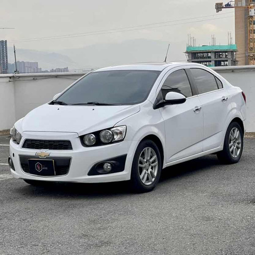 Chevrolet Sonic 1.6 Lt 5 p