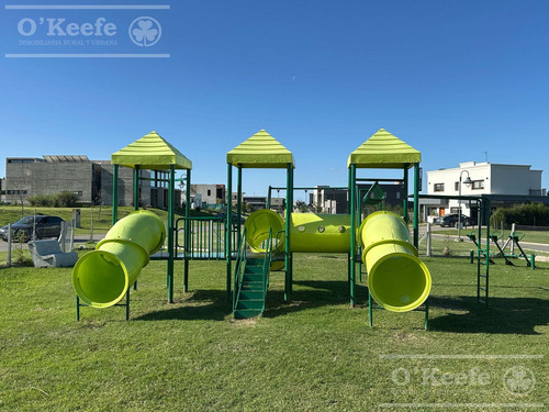Imperdible Lote En Venta A Laguna En Barrio Villalobos - Hudson - Oportunidad.