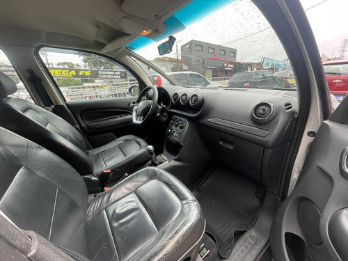 Citroën C3 Picasso C3 PICASSO GLX 1.6 FLEX 16V 5P MEC.