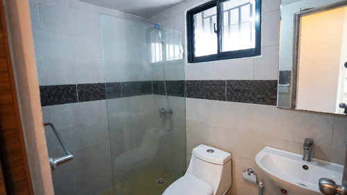 Moderno Apartamento En Venta Tipo Penthouse. Us$140 Mil, Sheetrock En Todo El Apto. Y Terraza En Privada En Madera