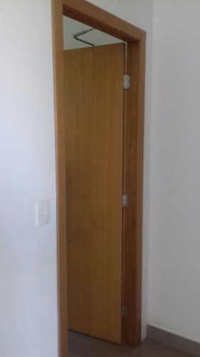 Ótima Sala De 56m² Em Prédio Comercial C/ Elevador - 1554