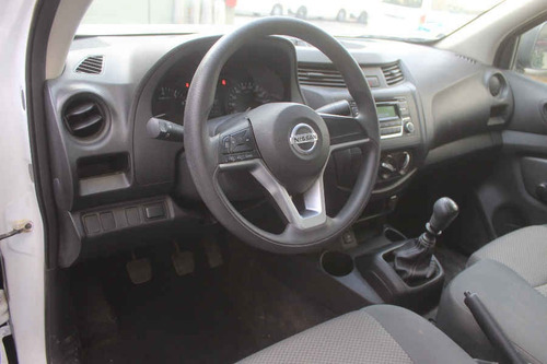 Imagen 11 de 15 de Nissan Estacas Np300 2021 2p L4/2.5 Man D/h A/a