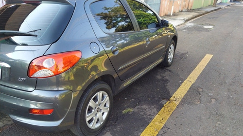 Peugeot 207 2013 1.4 Xr Flex 5p