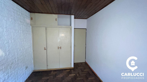Imagen 5 de 7 de Chalet En Ph En Venta En Castelar