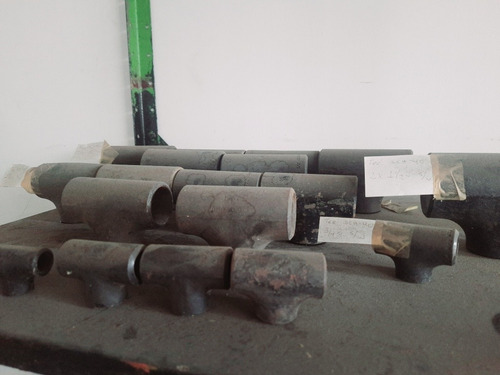 Imagen 3 de 5 de Codos Y Tee Acero Al Carbono Soldable 1-2-3-4-6