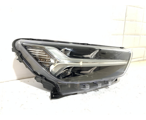 Farol Direito Volvo Xc40 2018 19 20 21 2022 Xenon Completo (Usado)