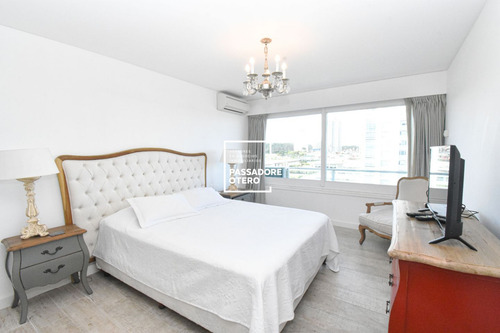 Venta Departamento Punta Del Este Frente Al Mar Brava