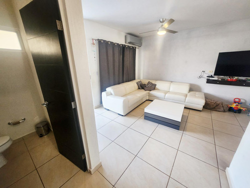 Casa En Venta, 3 Recàmaras, 2 Niveles, Jardines Sur 4, Avenida 135, Polígono Sur Cancún
