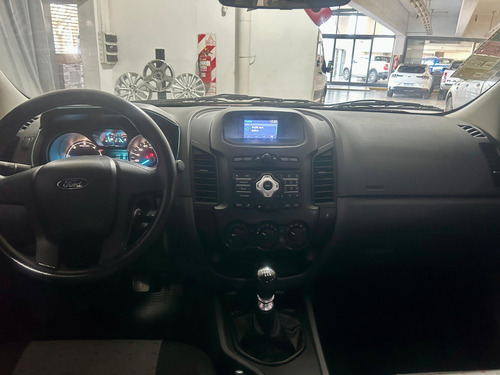 Ford Ranger DC 4X2 XL SAFETY 2.2L DSL