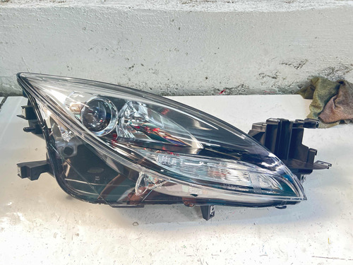 Faro Derecho Mazda 6 2011-2013 Original