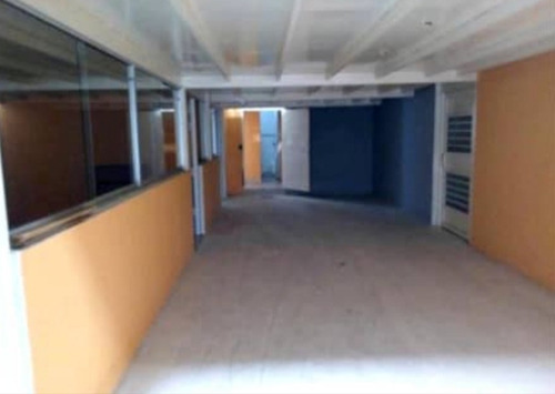 Imagen 5 de 10 de Galpón Y Apartamento