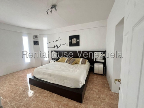 Bellísima Casa En Venta, El Faro San Antonio De Los Altos. Mo. 25-15183