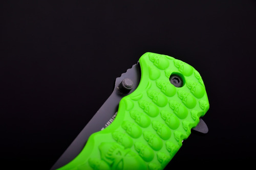 Imagen 7 de 9 de Cuchillo Navaja Green Skull Zombie Hunter Walking Dead