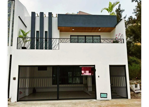 Casa En Venta En Morada Del Quetzal (tres Pasos), Emiliano Zapata, Veracruz De Ignacio De La Llave C.p. 91637