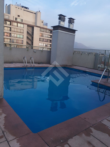 Departamento En Venta De 2 Dorm. En Santiago