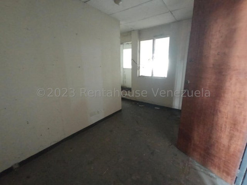 Imagen 2 de 8 de Oficina En Alquiler Centro De Caracas 23-18945 Lr 04122183486