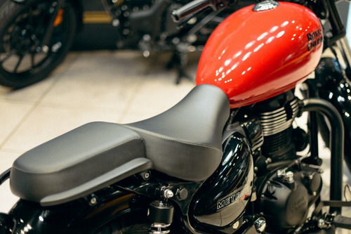 Imagen 7 de 8 de Royal Enfield Meteor 350 Fireball Red.