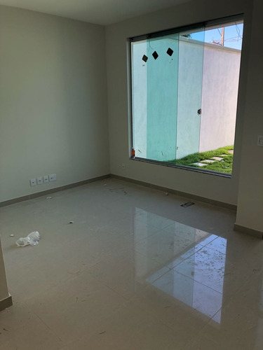 Imagem 12 de 14 de Casa 03 Quartos Nova