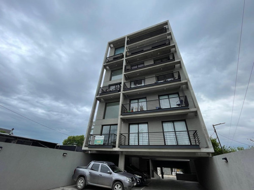 Imagen 10 de 13 de Departamento Loft 40 M2 Con Balcón Y Cochera - Moreno Sur