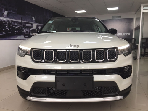 Imagen 17 de 18 de Jeep Compass Limited Plus 1.3t At6