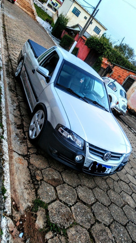 Imagem 9 de 10 de Saveiro Surf 1.8
