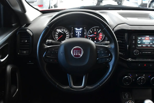Imagen 10 de 14 de Fiat Toro 2.0 Freedom 4x4