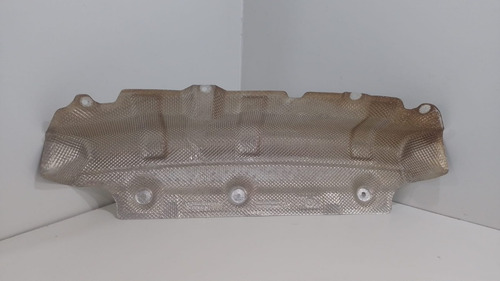 Imagem 3 de 3 de Defletor Calor Cano Escape Original Bmw 320i 2013 A 2018
