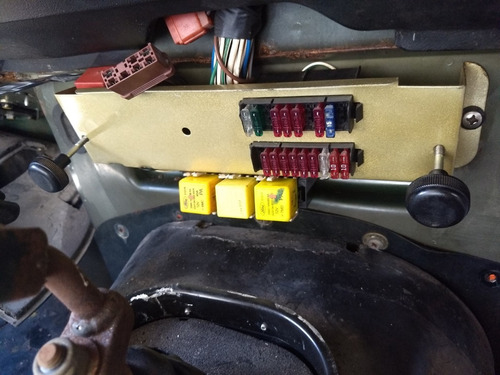 Imagem 4 de 8 de Landrover Defender 2001 - 90 Noventinha