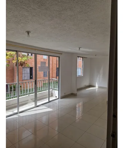 Venta Apartamento 58mts2, En Menga, Norte De Cali, 12007.