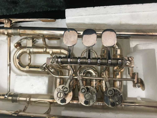 Trompeta Ytr-946gs Marca Yamaha Original Nueva (Usado)