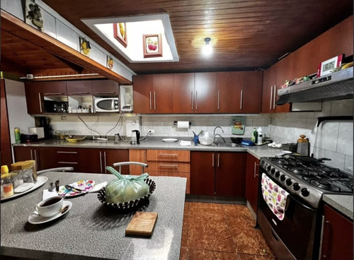 Casa En Venta Con Galpón 510m2, La Granja.