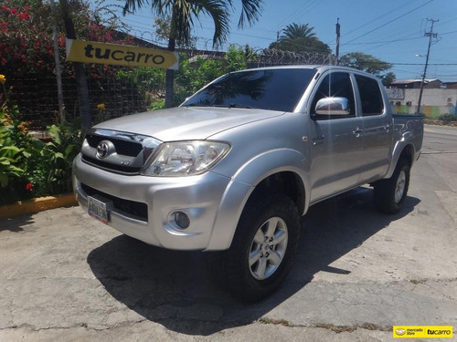 Imagen 1 de 14 de Toyota Hilux Kavak 4x4