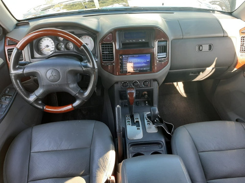 Imagem 7 de 25 de Mitsubischi Pajero Full 3.8 Automático 7 Lugares