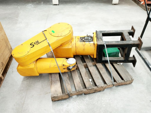 Robot Industrial De 6 Ejes Modelo Rx130b Marca Sta Unimatio