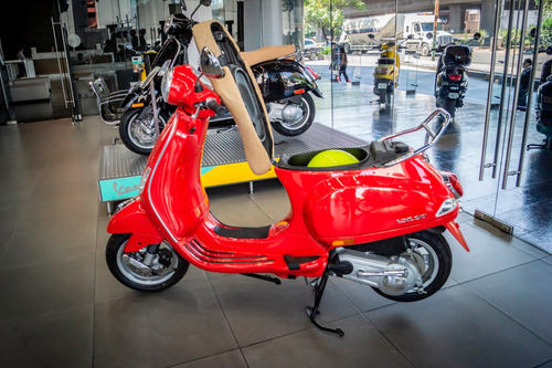 Vespa Edición México 150